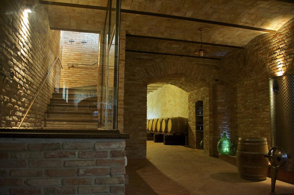 Agriturismo Tre Stelle Barbaresco Bagian luar foto