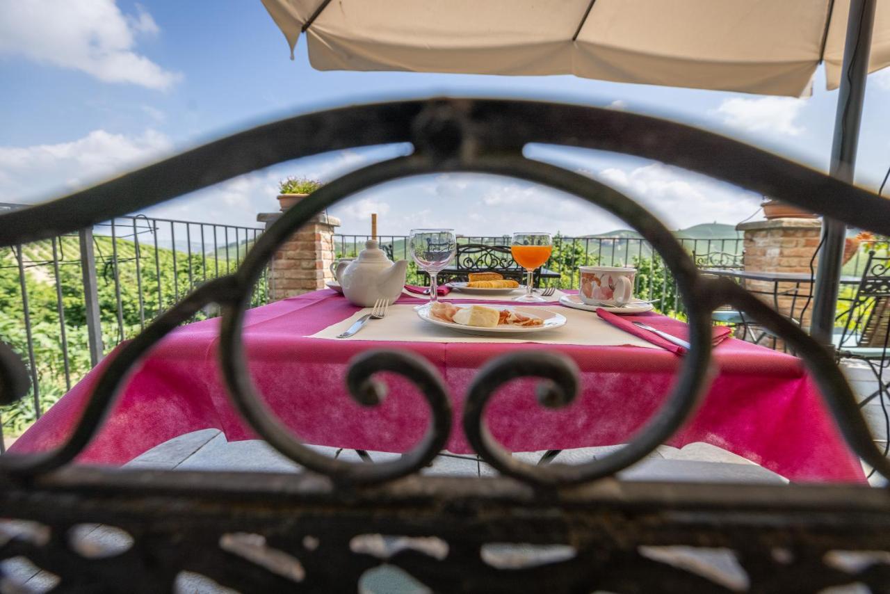 Agriturismo Tre Stelle Barbaresco Bagian luar foto